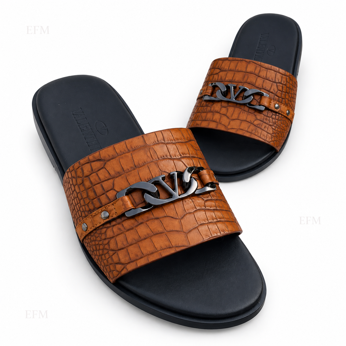 Crocodile-Embossed Chain Slides – Cognac