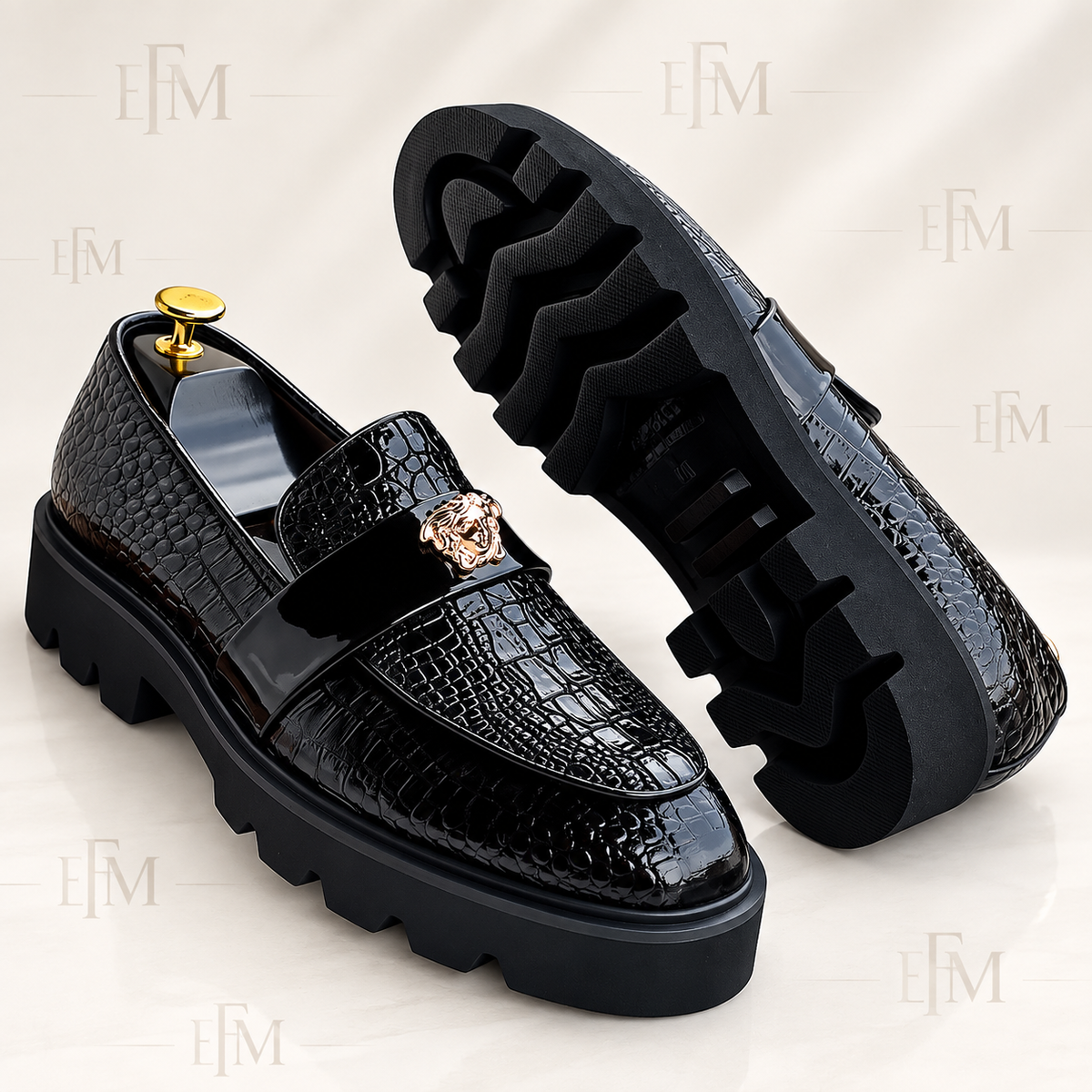 Crocodile-Embossed Crest Loafers – Black