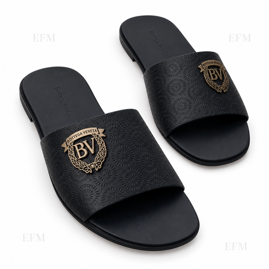 Circular-Embossed Crest Slides – Black