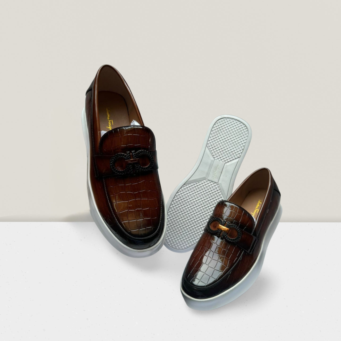 Men's High-Gloss Buckle Loafers