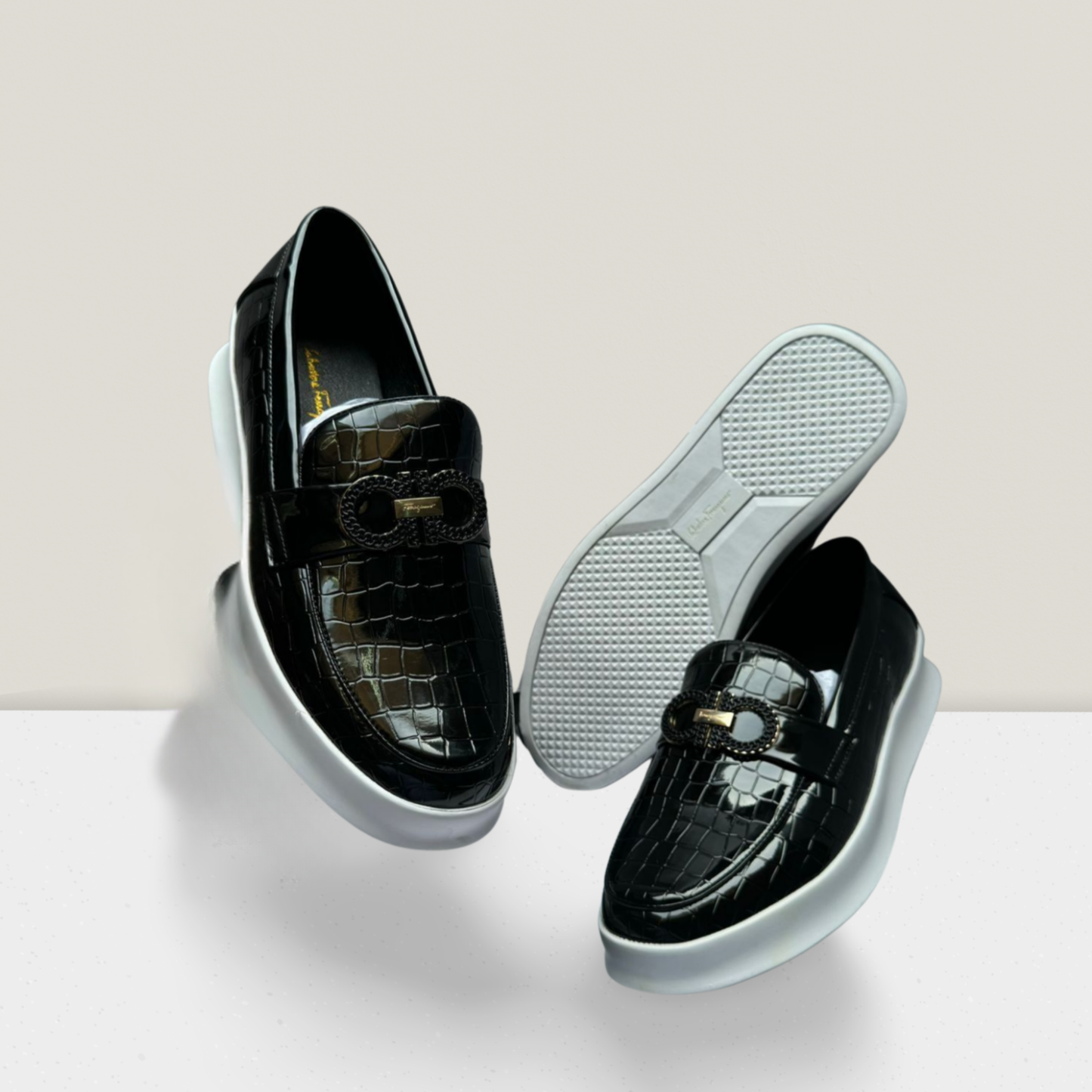 Men's High-Gloss Buckle Loafers