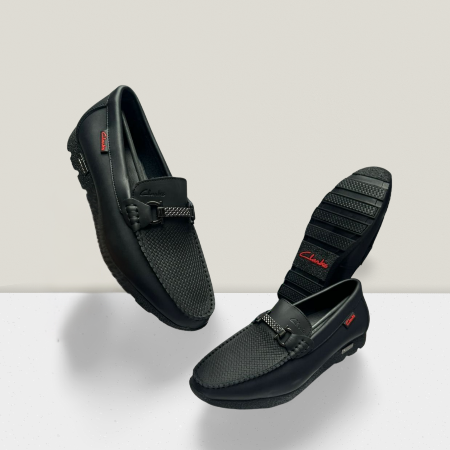 All-Black Street Rugged Loafer